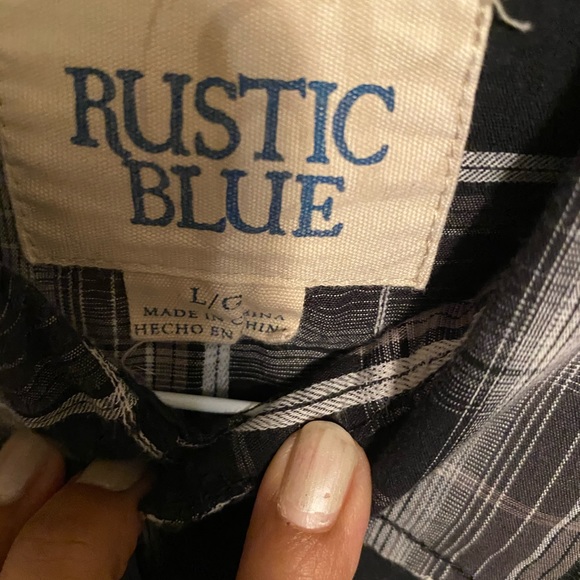 Men’s button down shirt - Picture 3 of 3